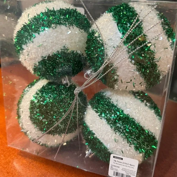 3-pack of Green & White Swirl Christmas Ornaments (12 balls total) 🏷️ NEW w TAGS - Picture 3 of 4